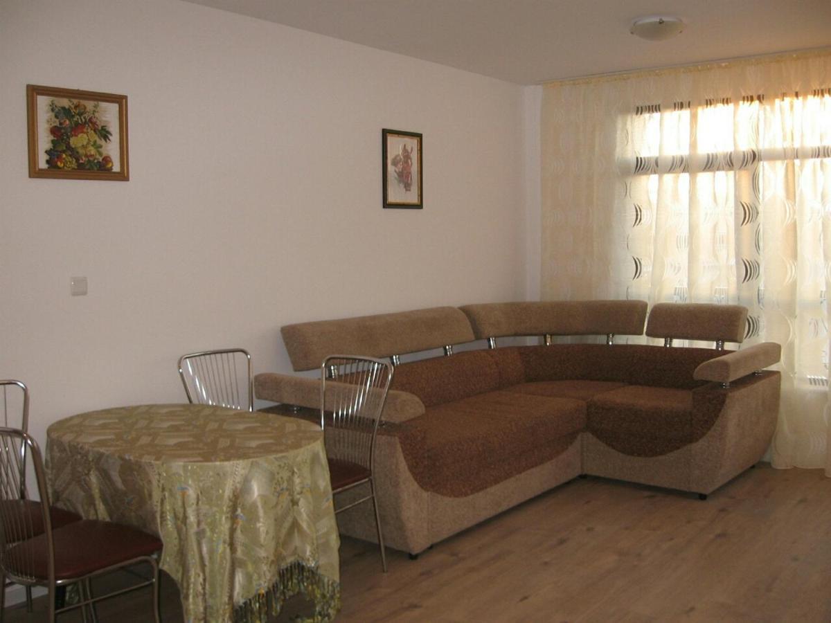 Айвазовский Парк Pomorie Exterior foto